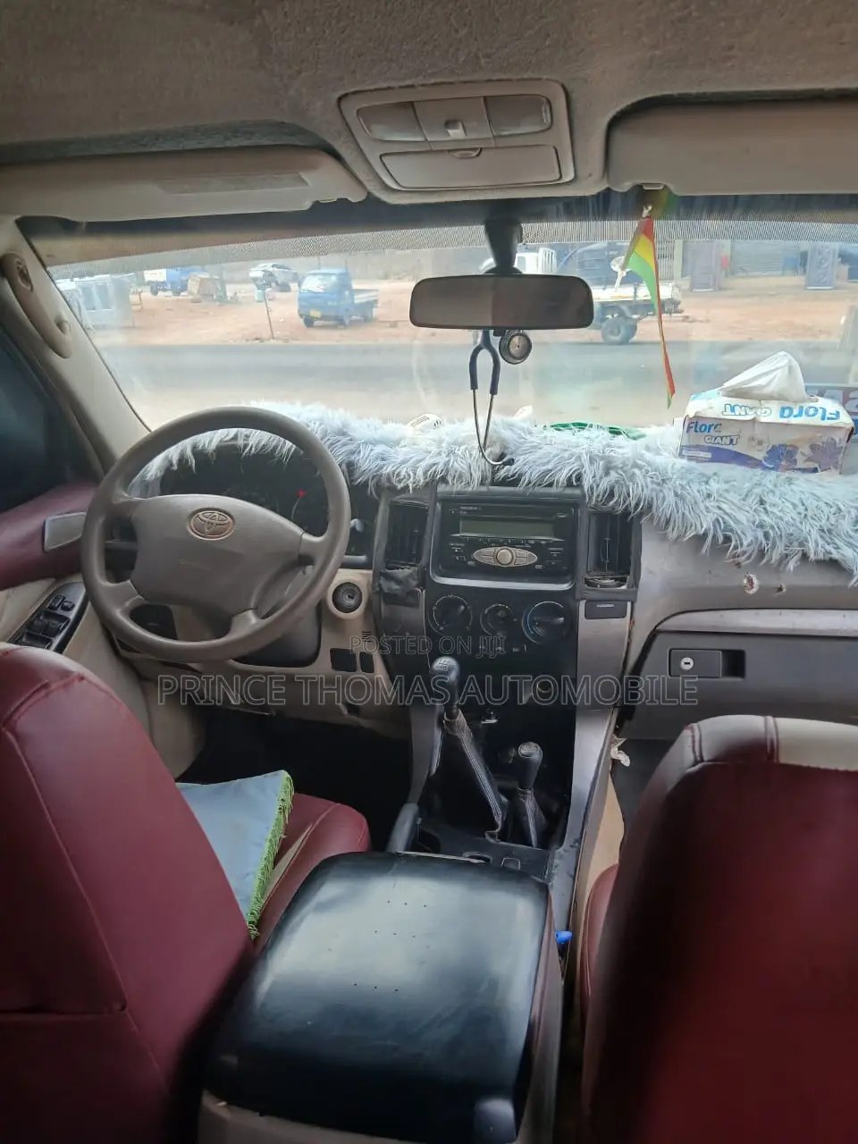 Toyota Land Cruiser Prado 2010 Silver