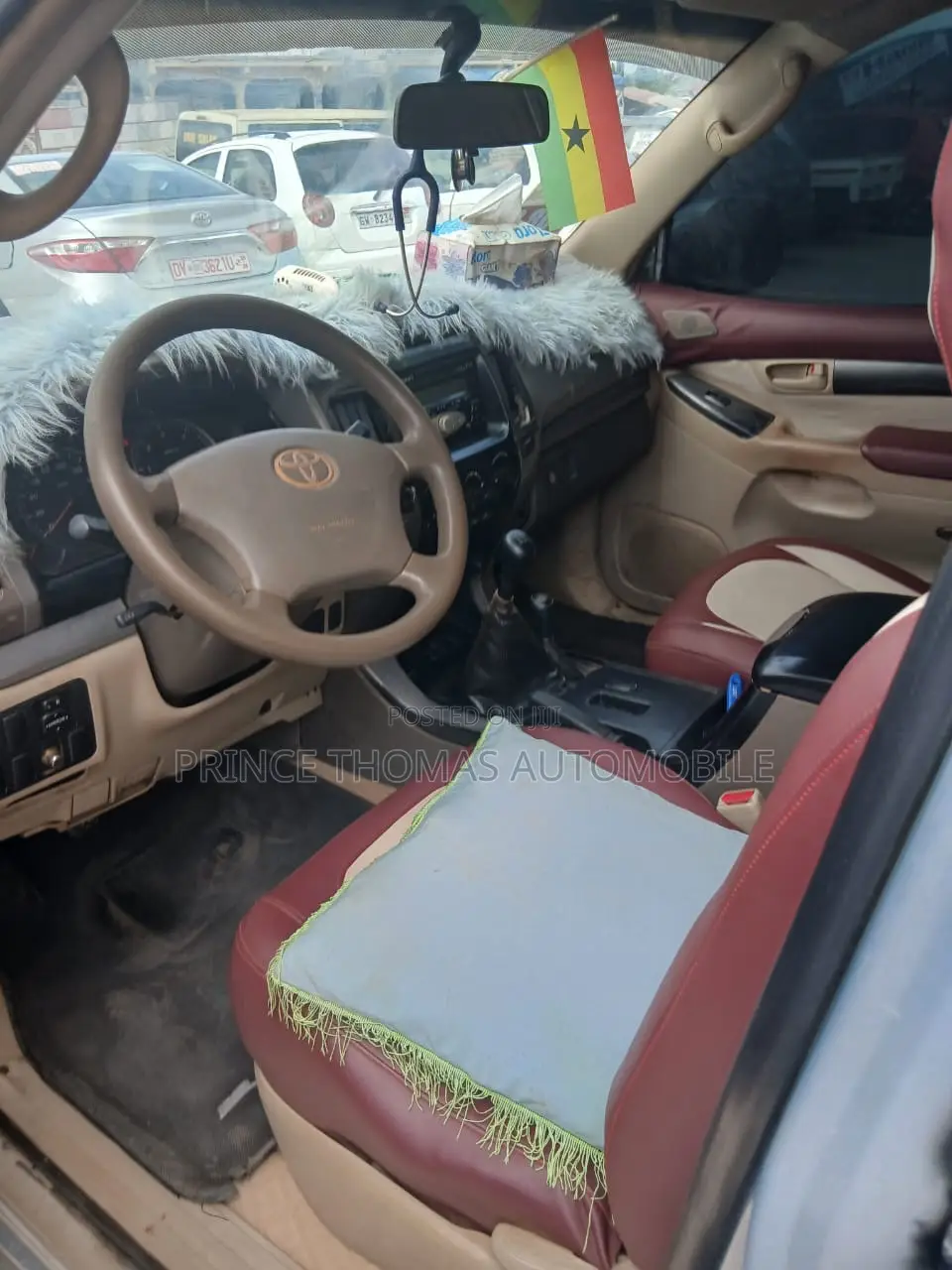 Toyota Land Cruiser Prado 2010 Silver