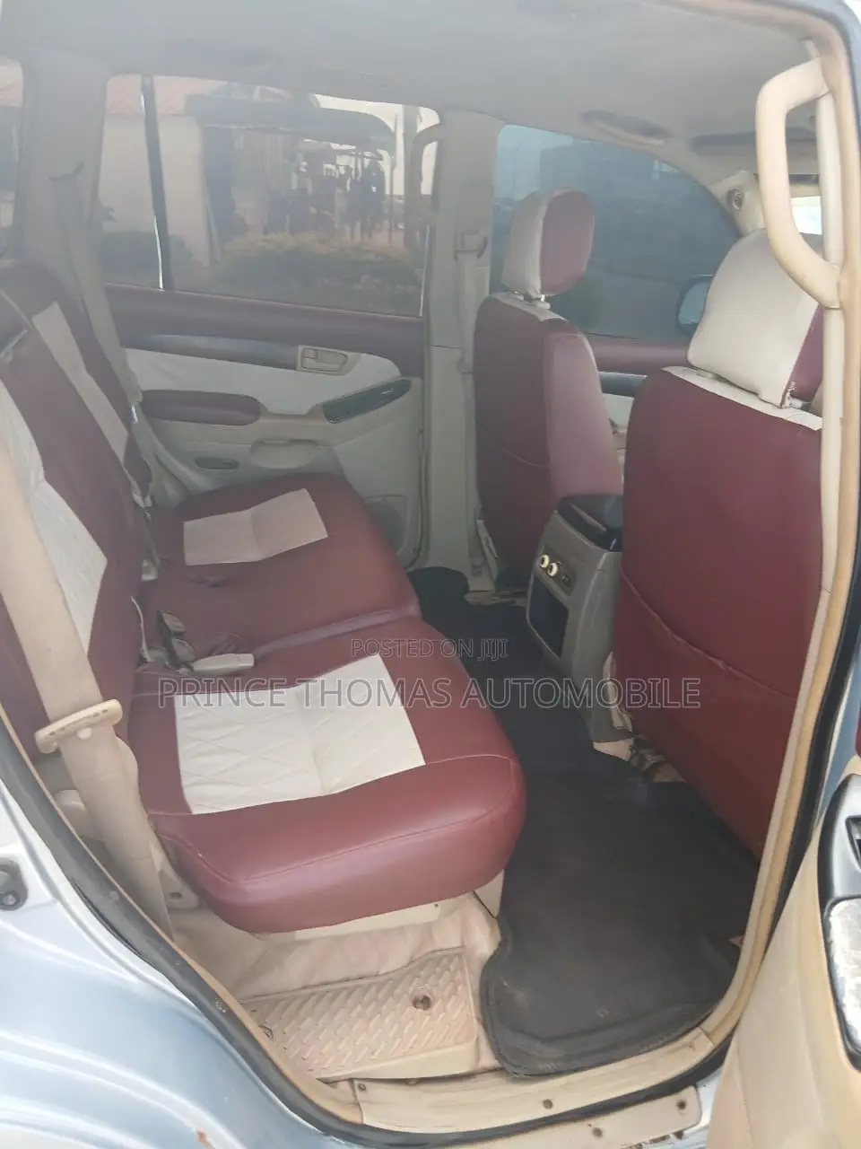 Toyota Land Cruiser Prado 2010 Silver