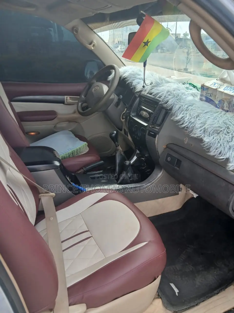 Toyota Land Cruiser Prado 2010 Silver