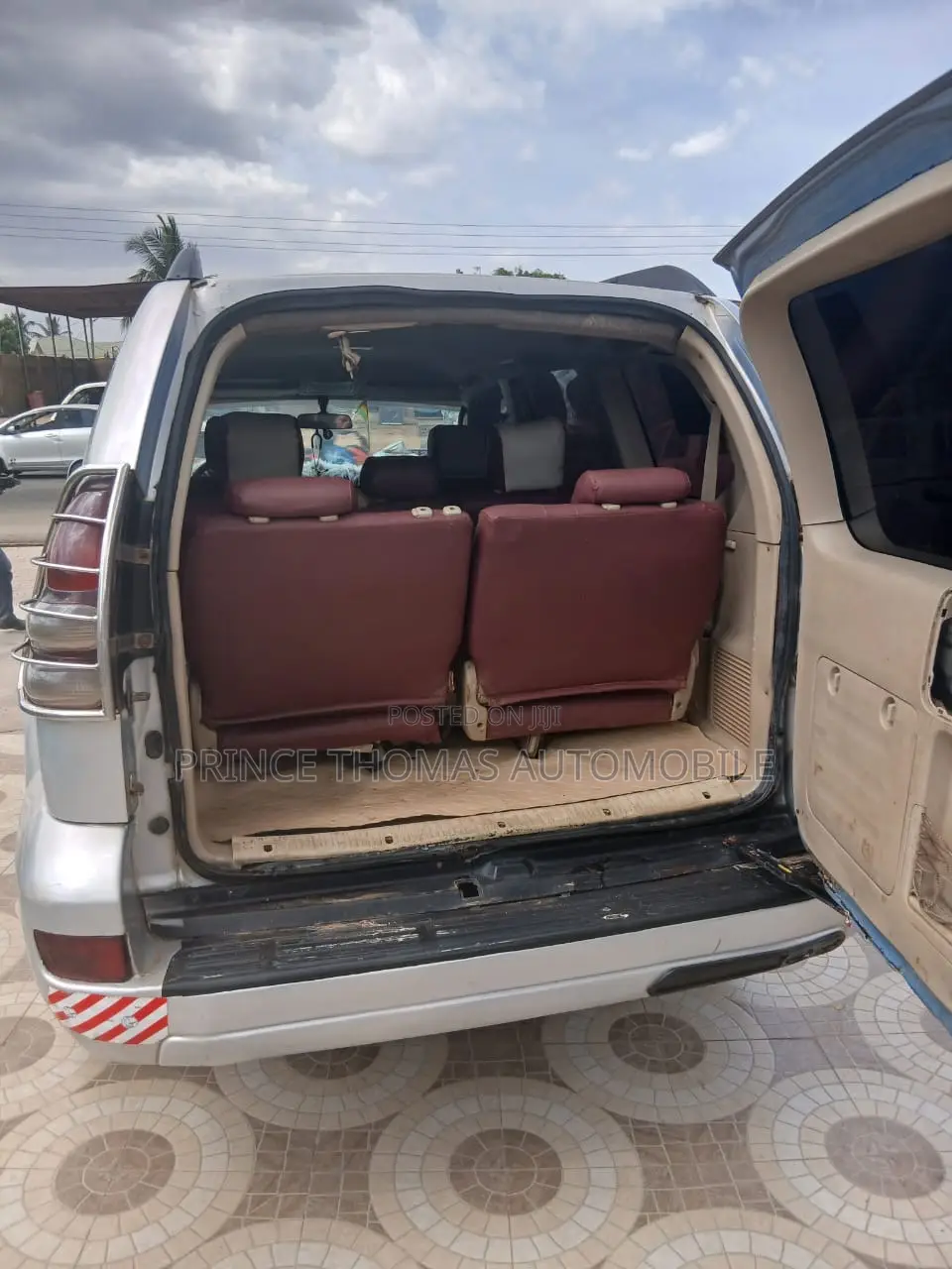 Toyota Land Cruiser Prado 2010 Silver