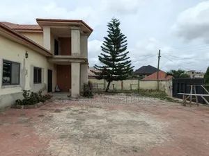 4bdrm House in Abrem Nwamasi., Kwabre for sale