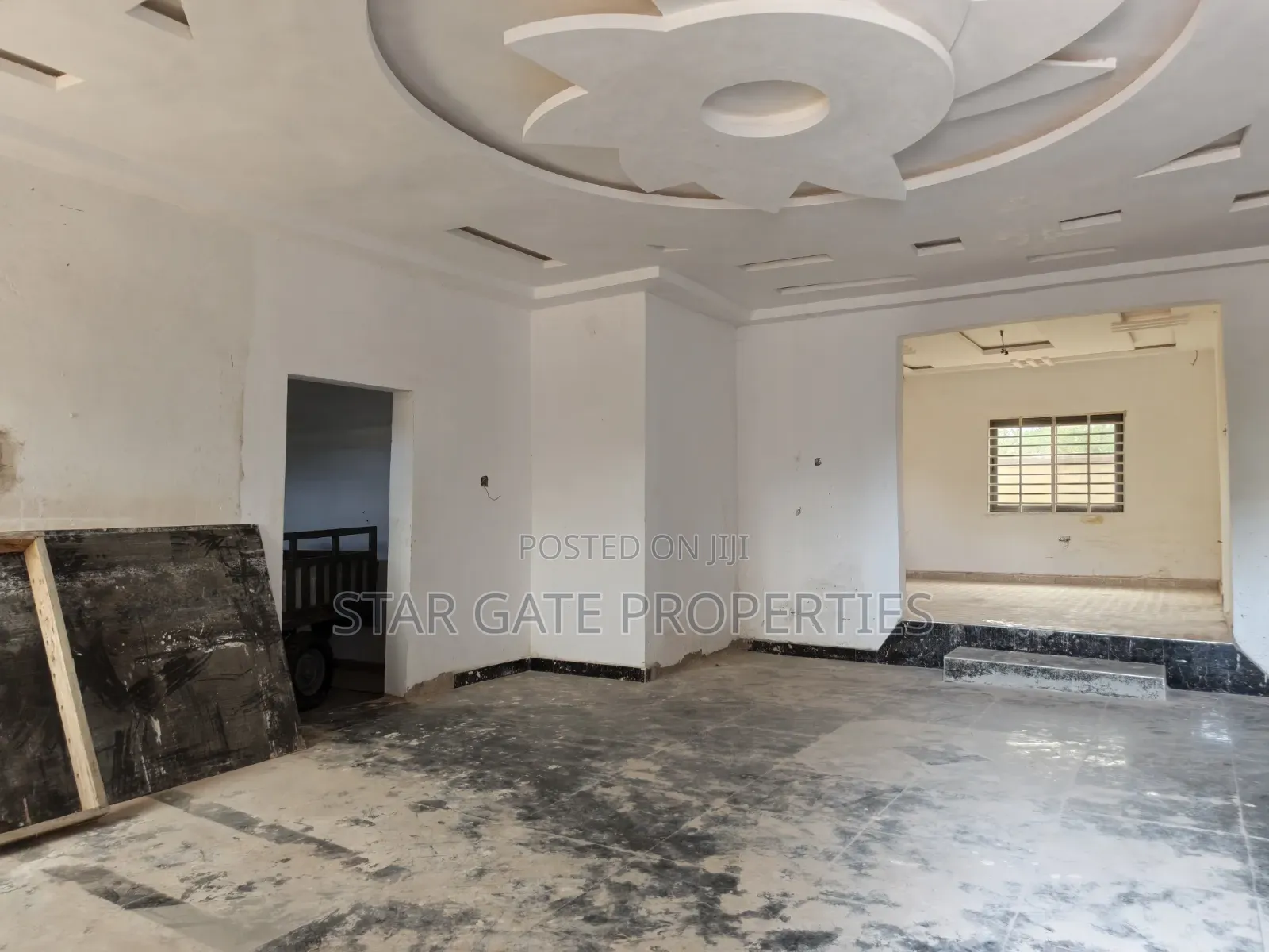 4bdrm House in Abrem Nwamasi., Kwabre for sale
