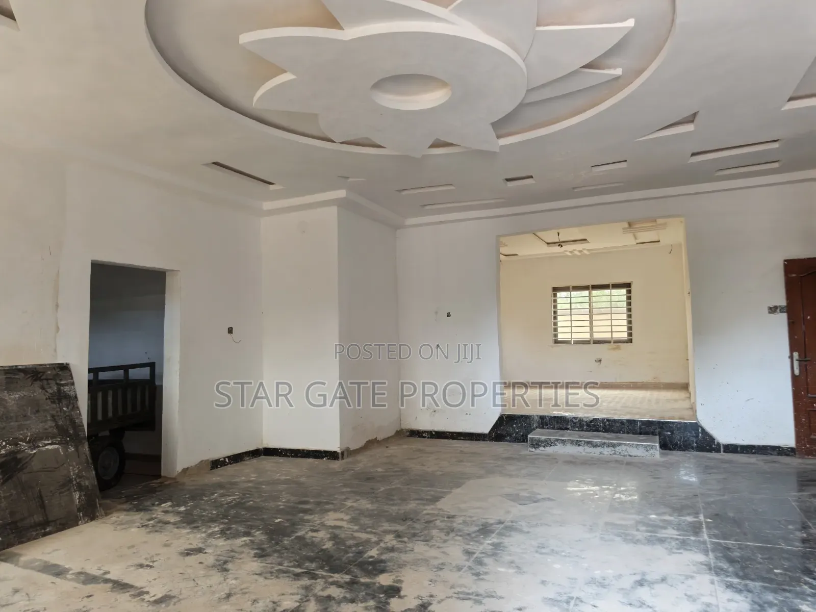 4bdrm House in Abrem Nwamasi., Kwabre for sale