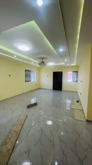 3bdrm Apartment in Sefdard Properties, Manet Junction for rent