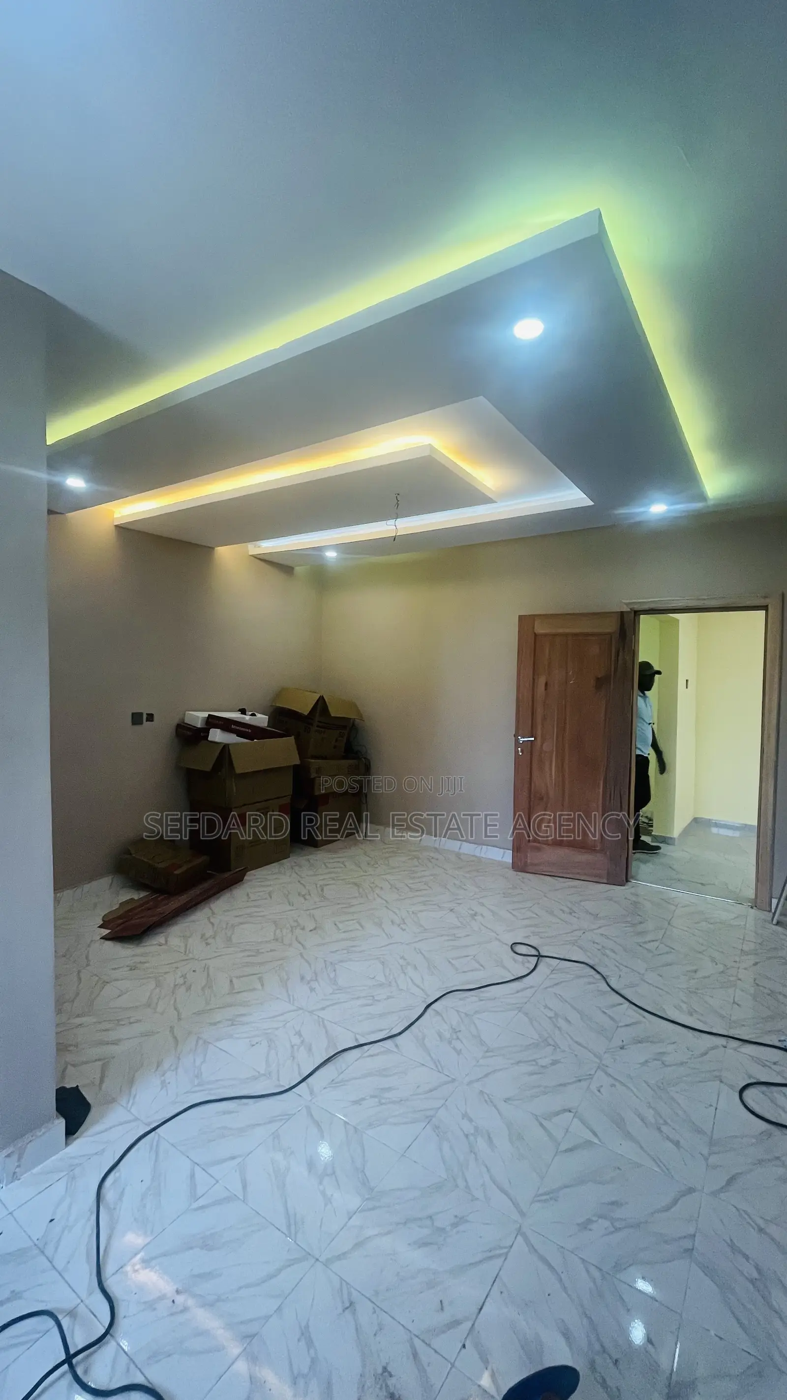 3bdrm Apartment in Sefdard Properties, Manet Junction for rent