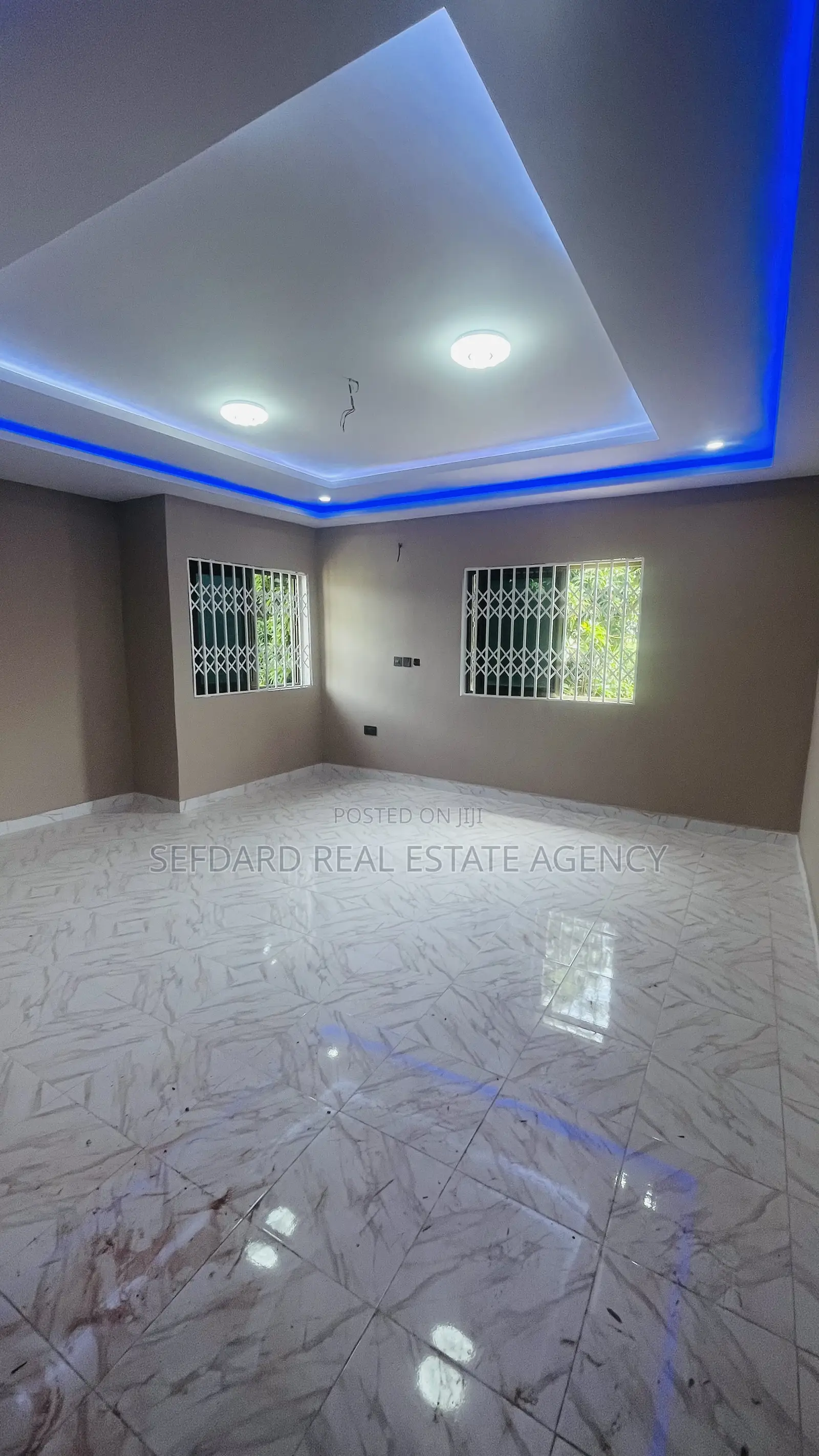 3bdrm Apartment in Sefdard Properties, Manet Junction for rent