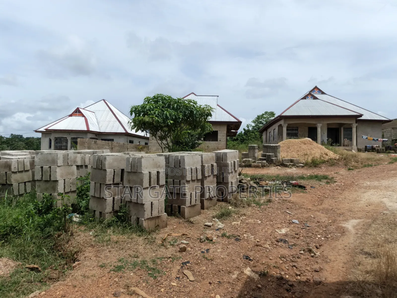 2bdrm House in Nyinahin, Atwima Mponua for sale