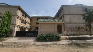 20bdrm Townhouse/Terrace in Ayeduase Near Knust, Kumasi Metropolitan