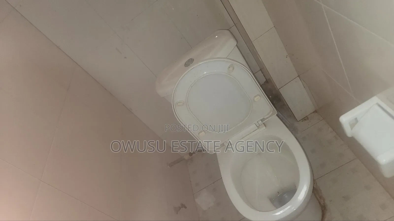 20bdrm Townhouse/Terrace in Ayeduase Near Knust, Kumasi Metropolitan