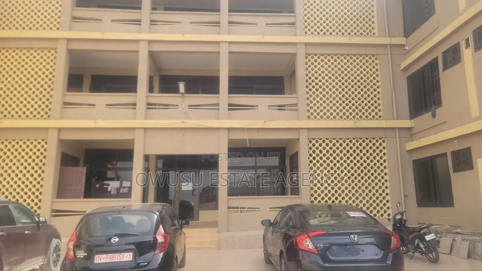 20bdrm Townhouse/Terrace in Ayeduase Near Knust, Kumasi Metropolitan