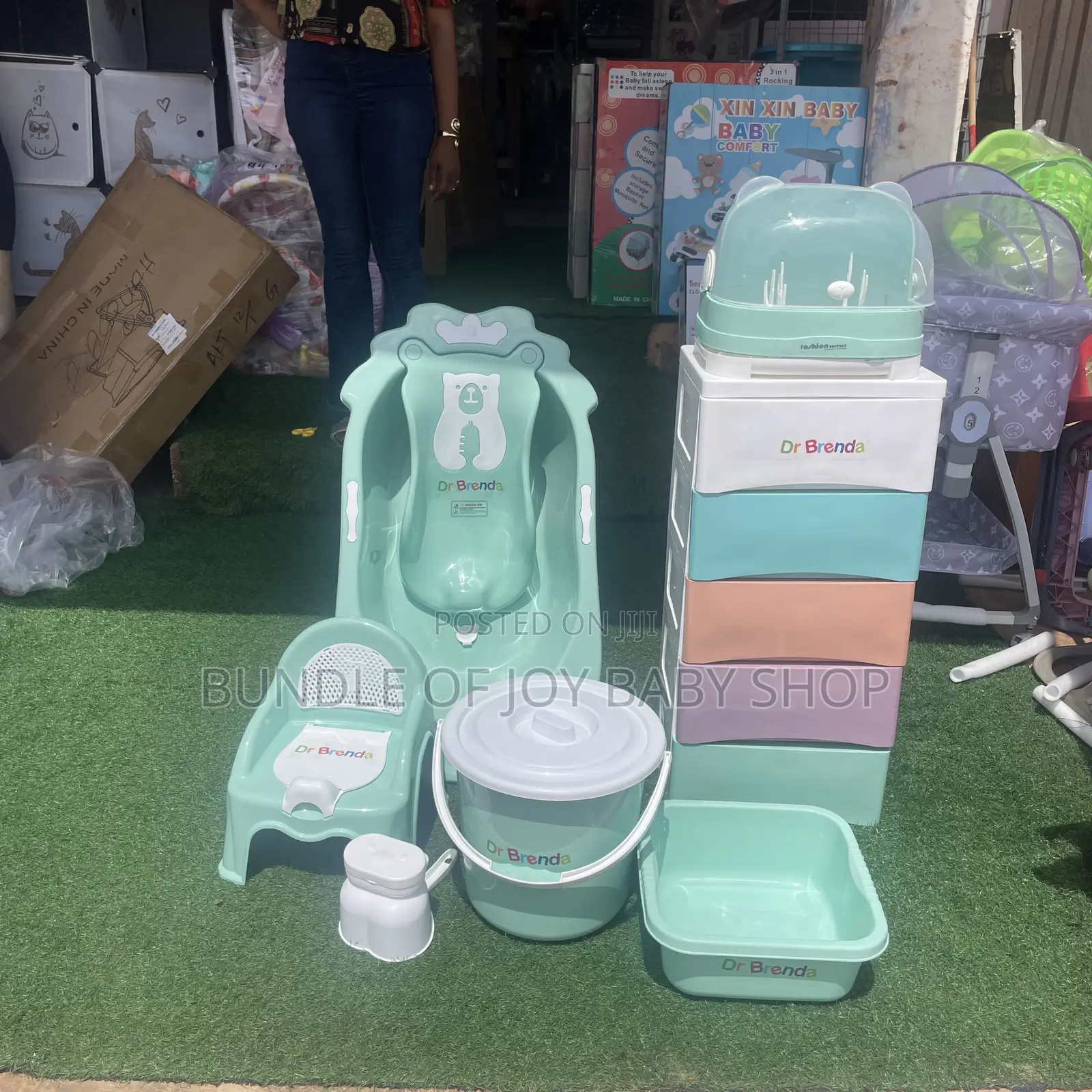 Bath Set With Stand and Accessories