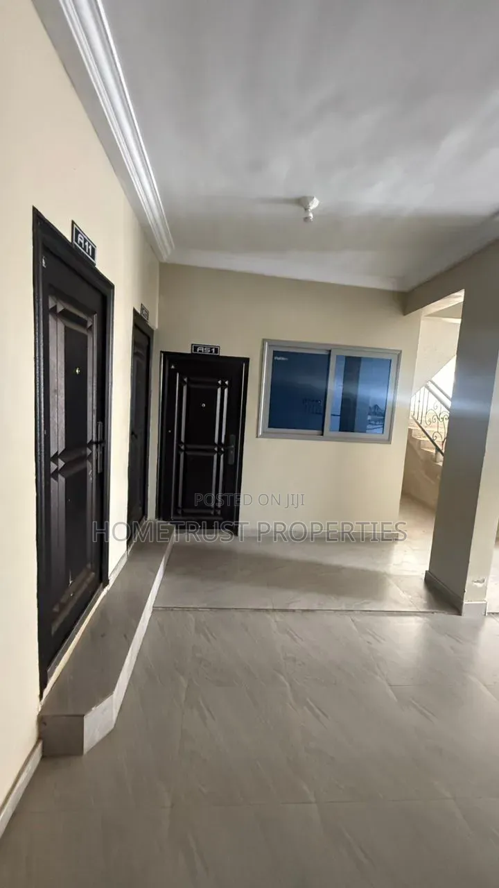 20bdrm Apartment in Kumasi Boadi for sale