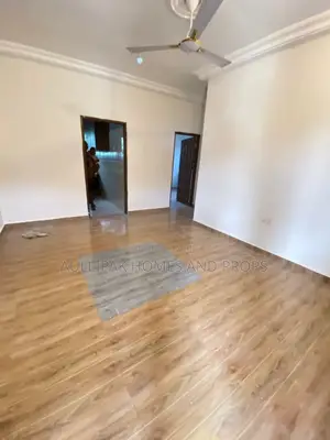 2bdrm Apartment in University Area, Lake Side Estate for rent