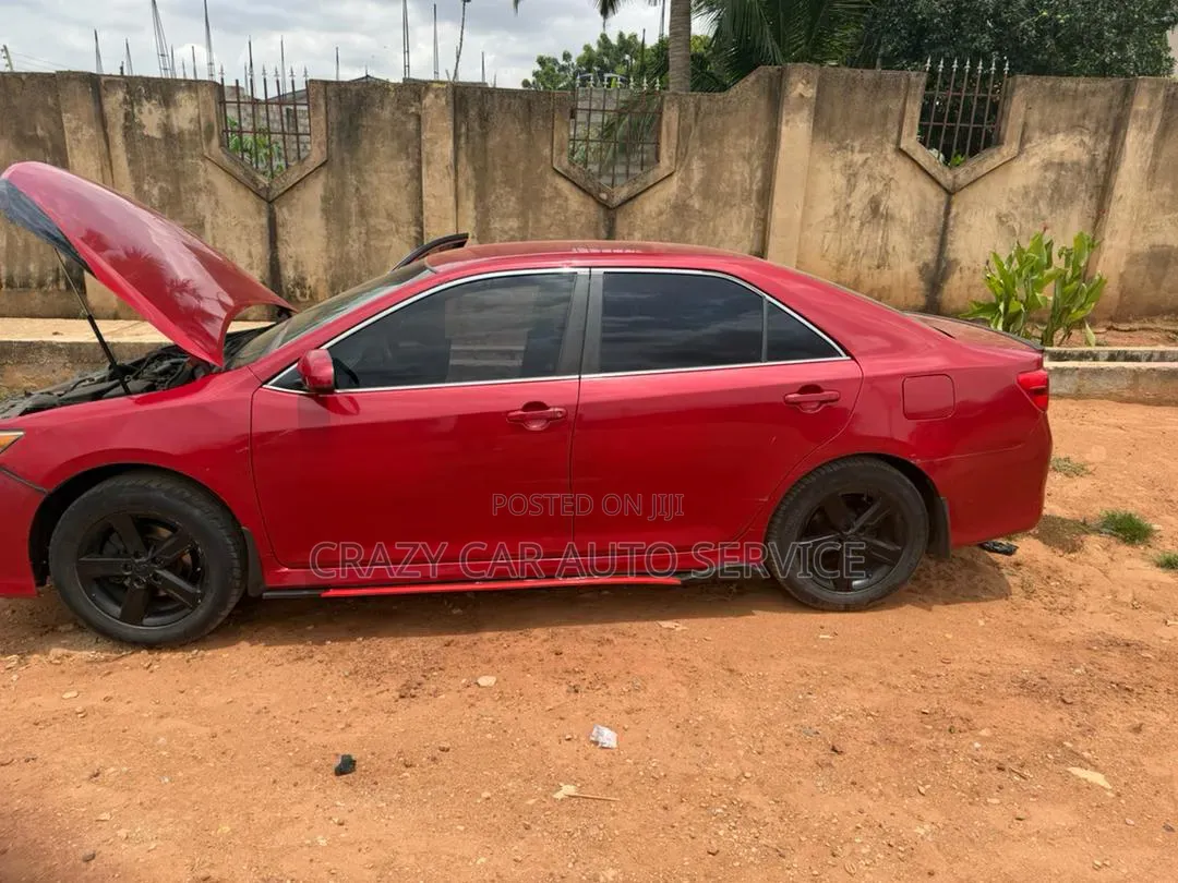 Toyota Camry 2015 Red