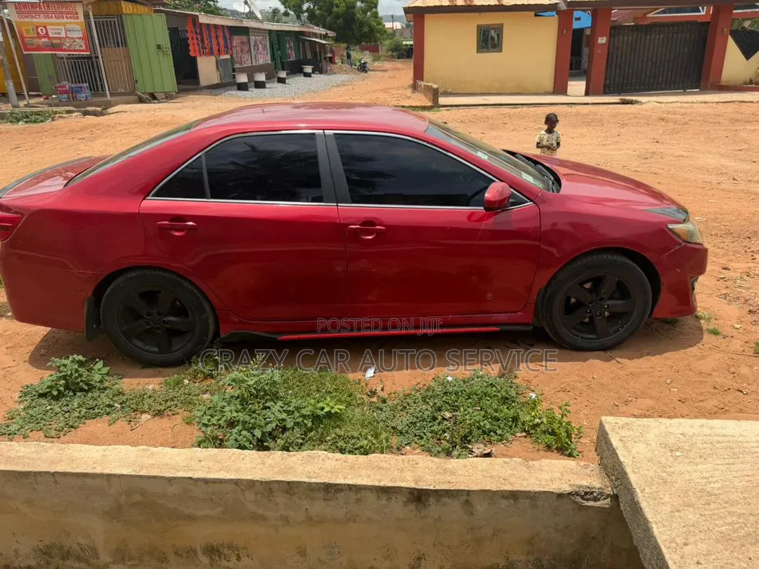 Toyota Camry 2015 Red