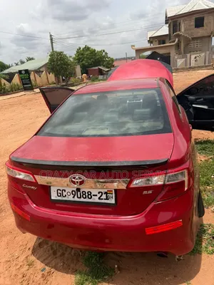 Toyota Camry 2015 Red
