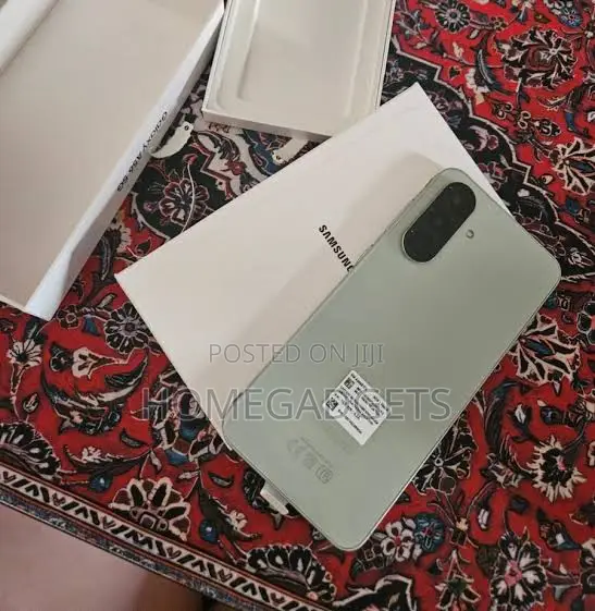 New Samsung Galaxy A56 256 GB Black