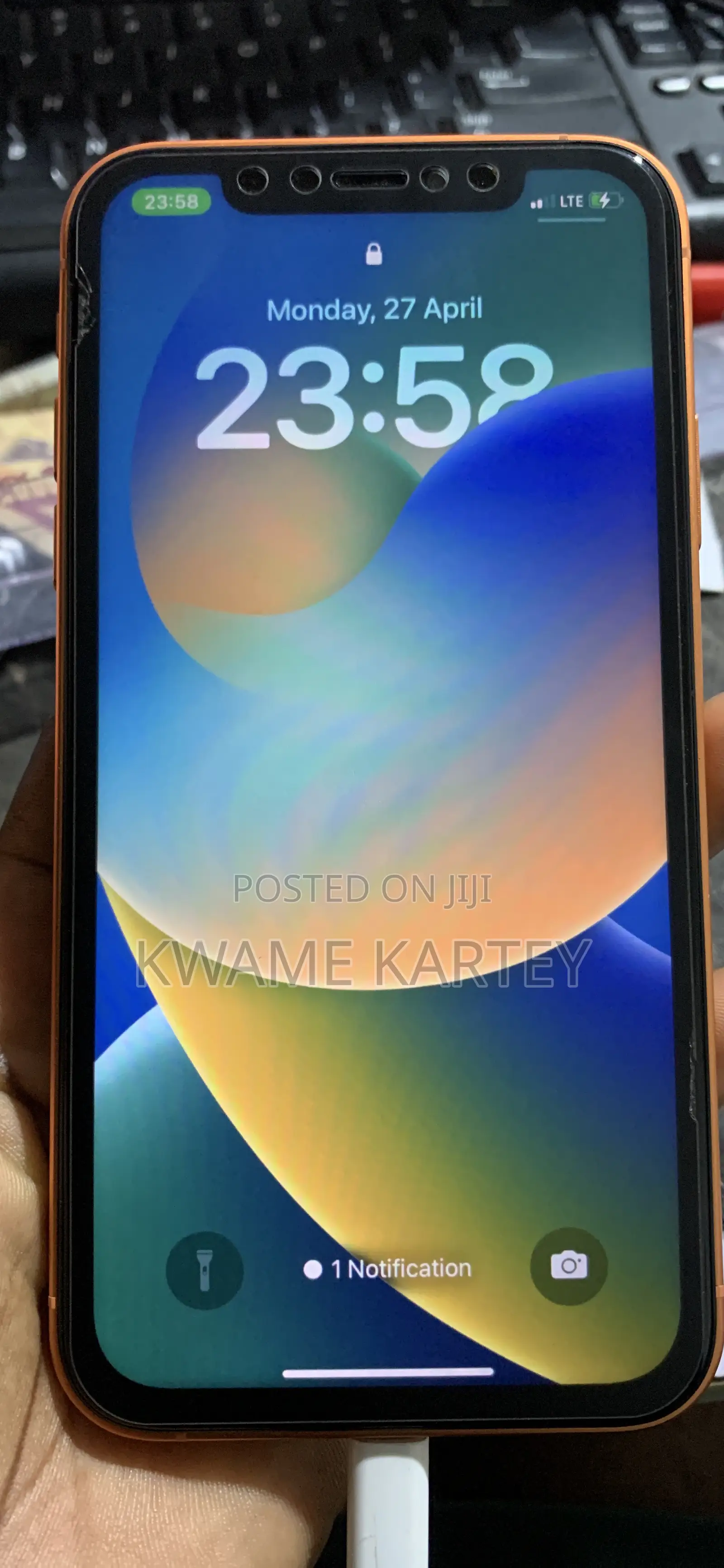 New Apple XR 128 GB Orange