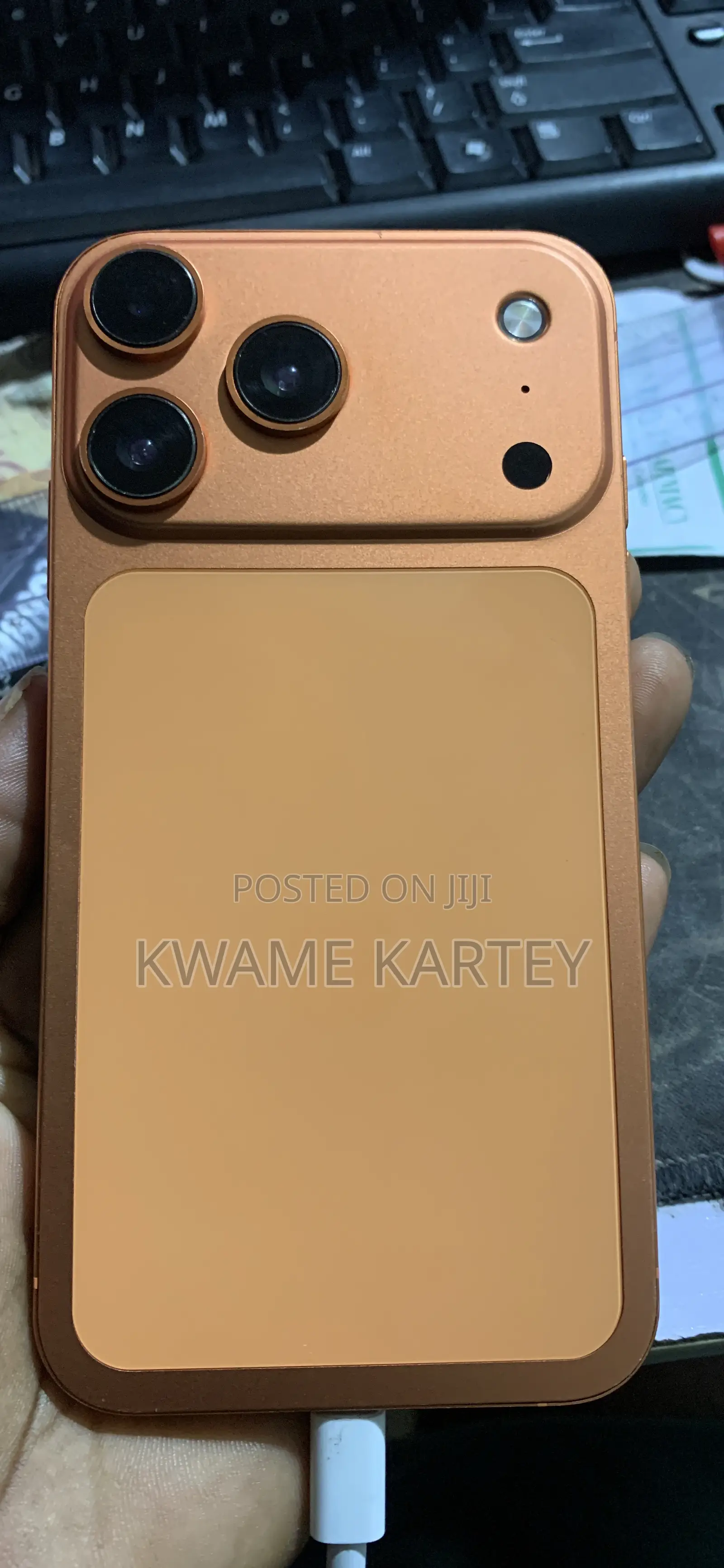 New Apple XR 128 GB Orange