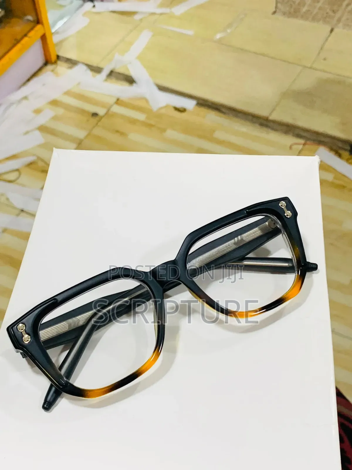 Photochromic Blueblock Lens + Frame