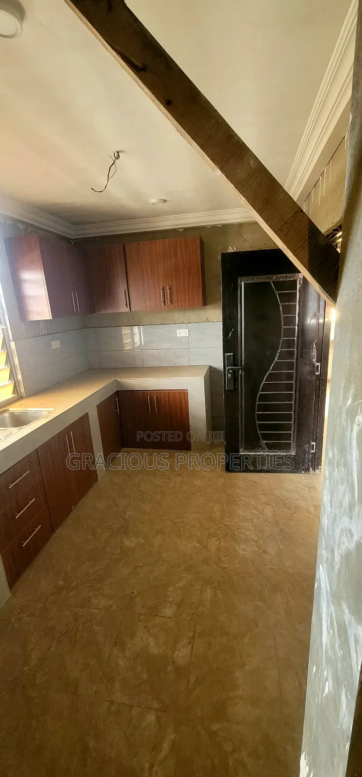 1bdrm Apartment in Gracious Properties, Weija for rent