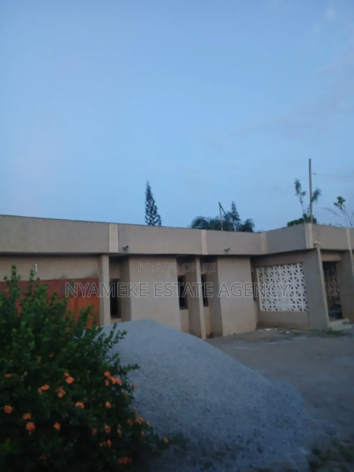 4bdrm House in State Housing, Exhibition for sale