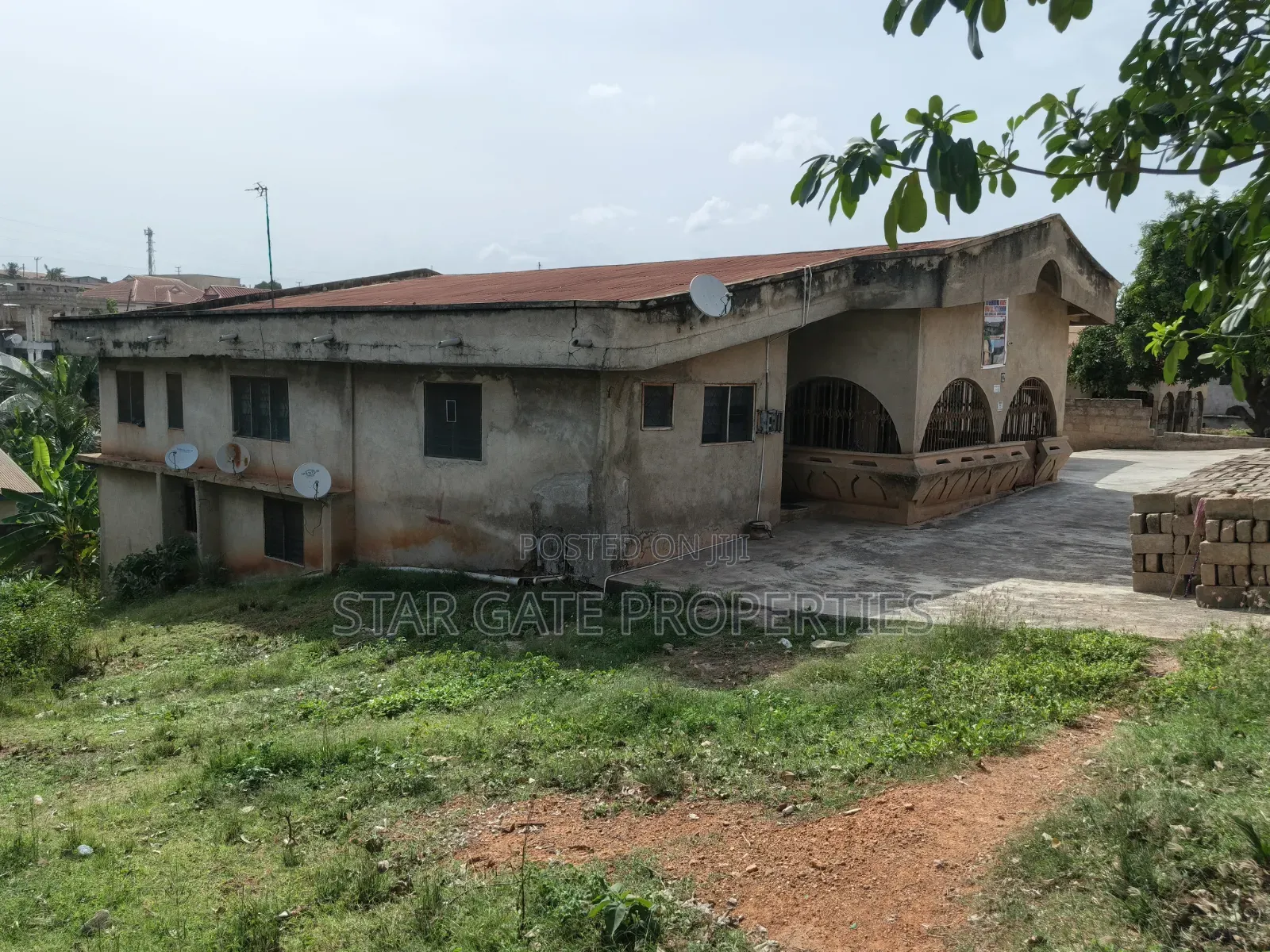 15bdrm House in Kronum., Kumasi Metropolitan for sale