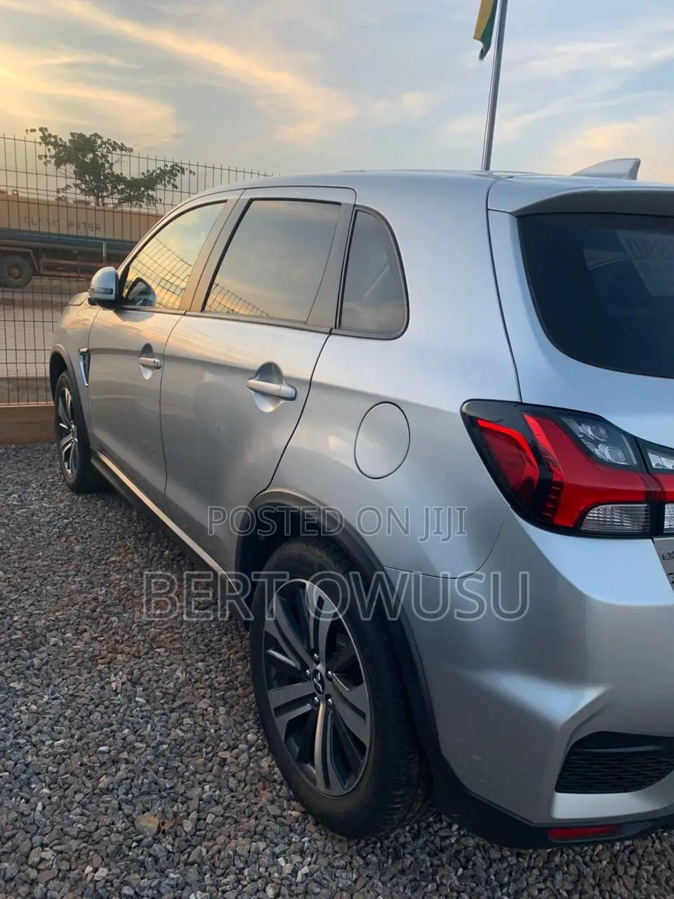 Mitsubishi Outlander Sport 2022 Silver