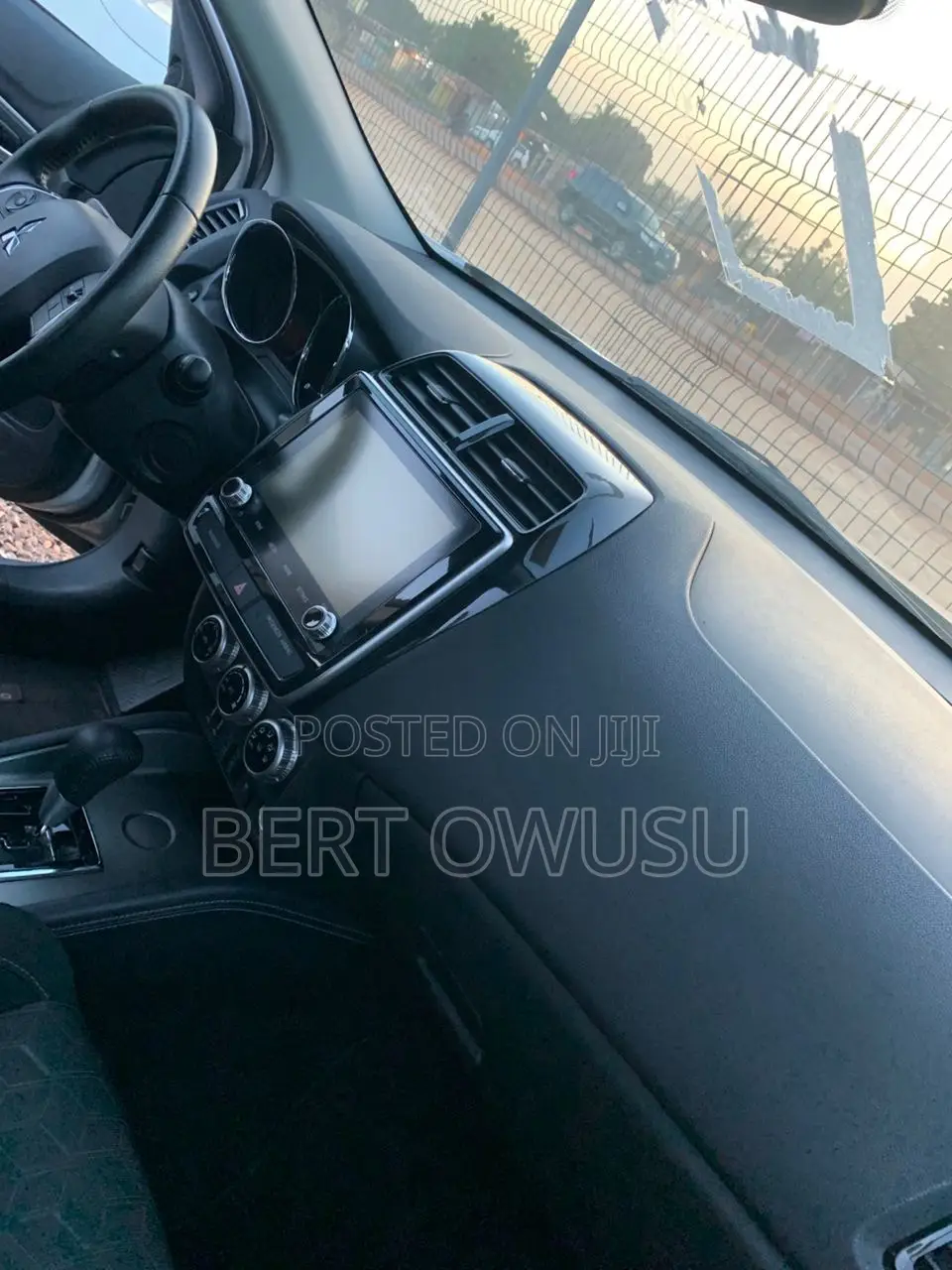 Mitsubishi Outlander Sport 2022 Silver