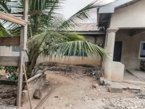7bdrm House in Kotei, Kumasi Metropolitan for sale