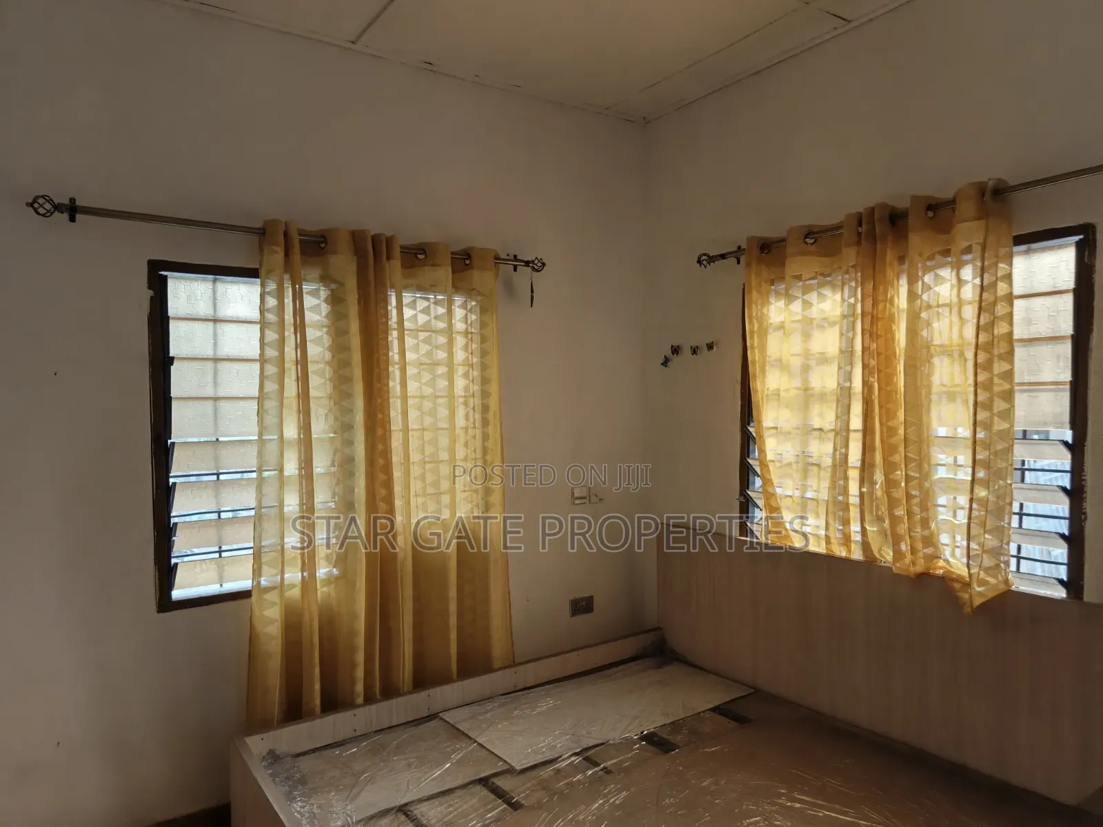 7bdrm House in Kotei, Kumasi Metropolitan for sale