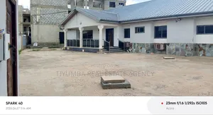 7bdrm House in Tiyumba Real Estate, Pillar 2 for rent