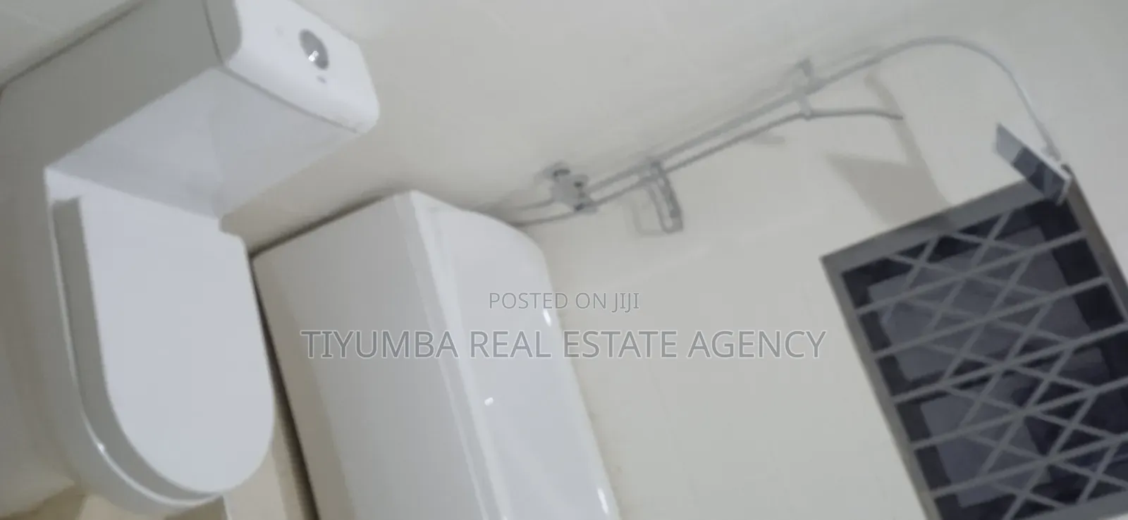 7bdrm House in Tiyumba Real Estate, Pillar 2 for rent