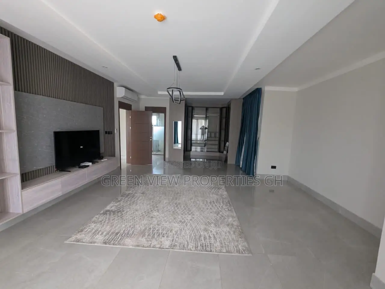 3bdrm Duplex in Airport Residential Area for rent