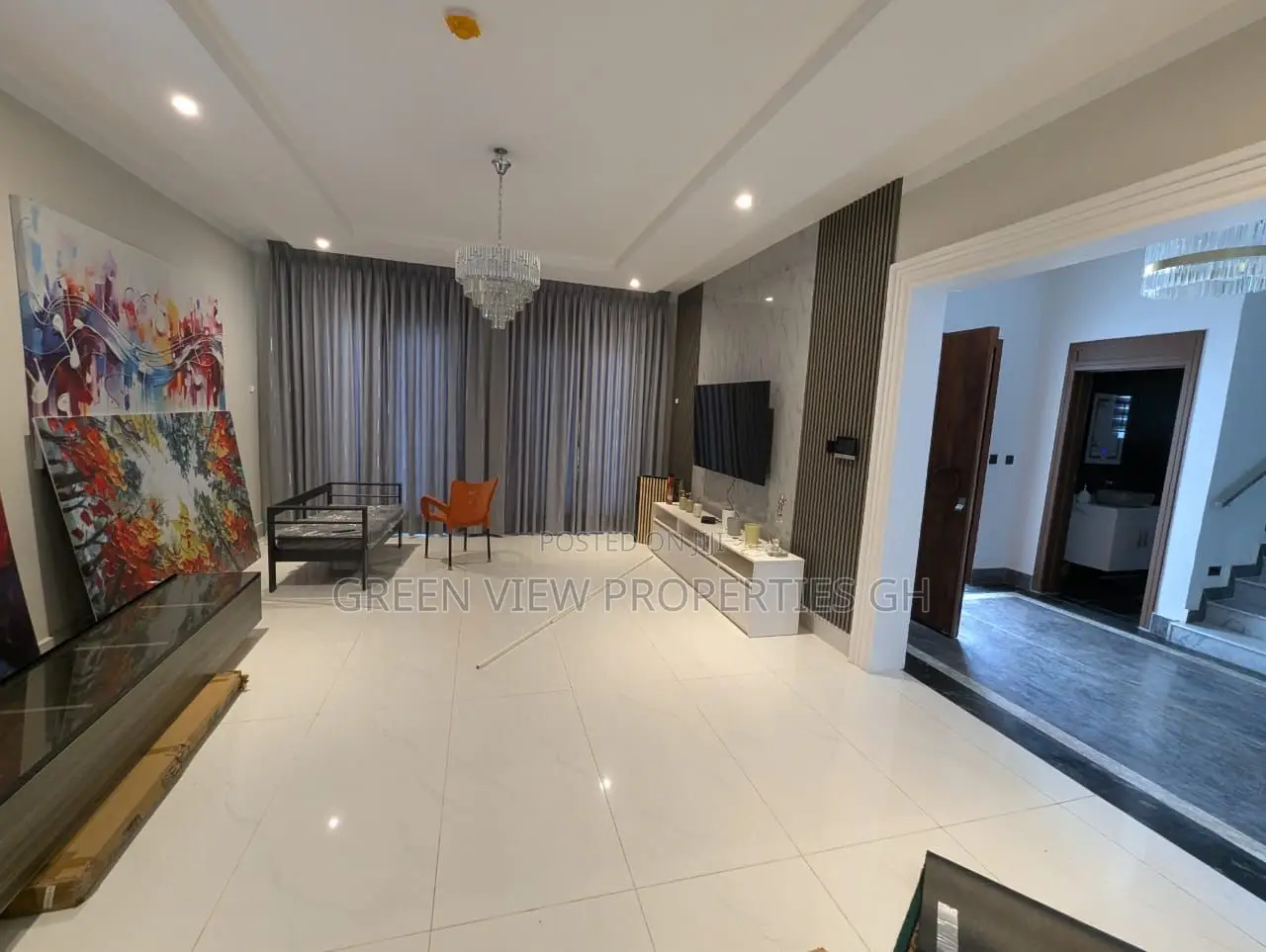 3bdrm Duplex in Airport Residential Area for rent