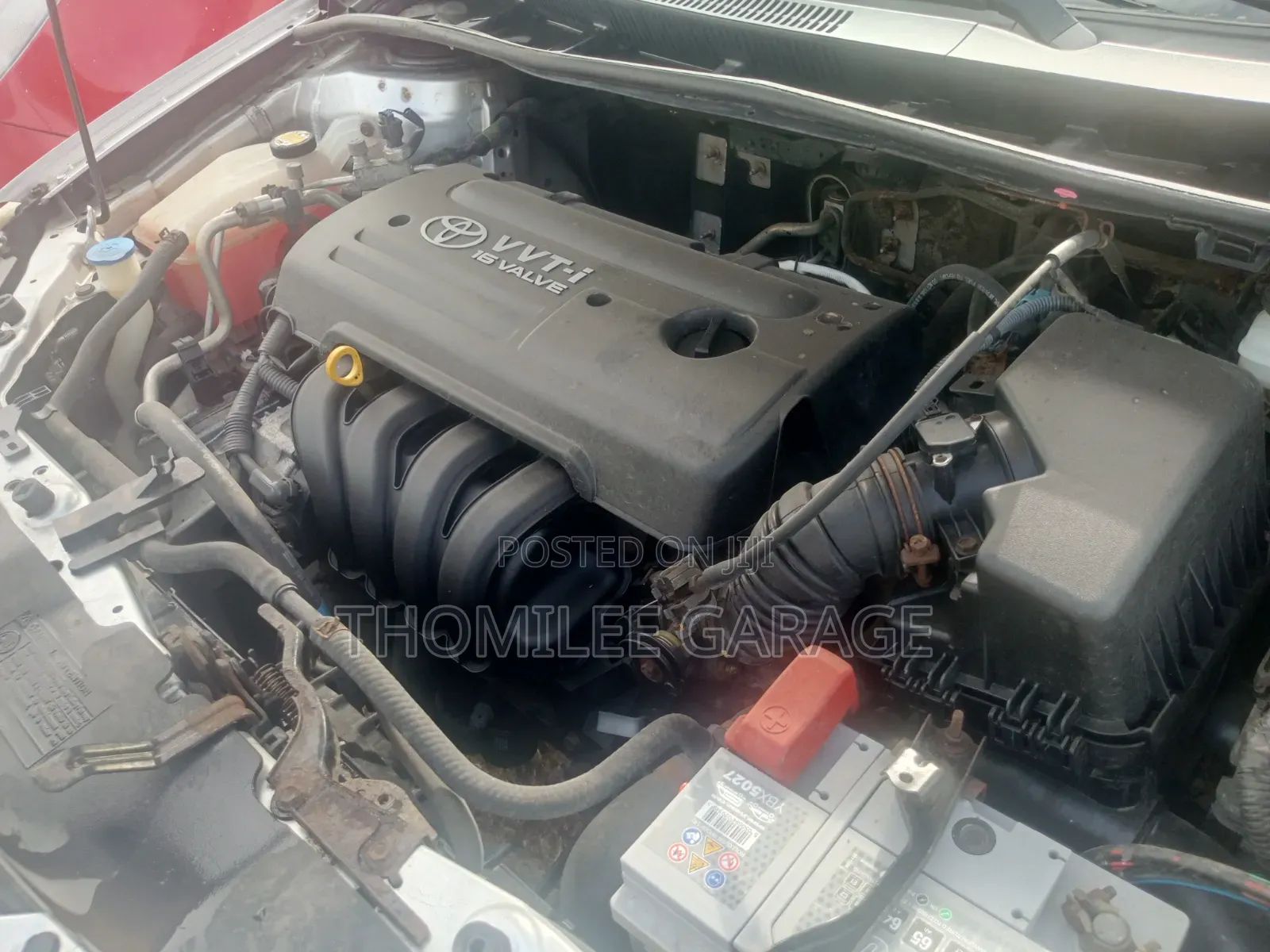 Toyota Corolla Base 4dr Sedan (1.8L 4cyl 5M) 2009 Silver