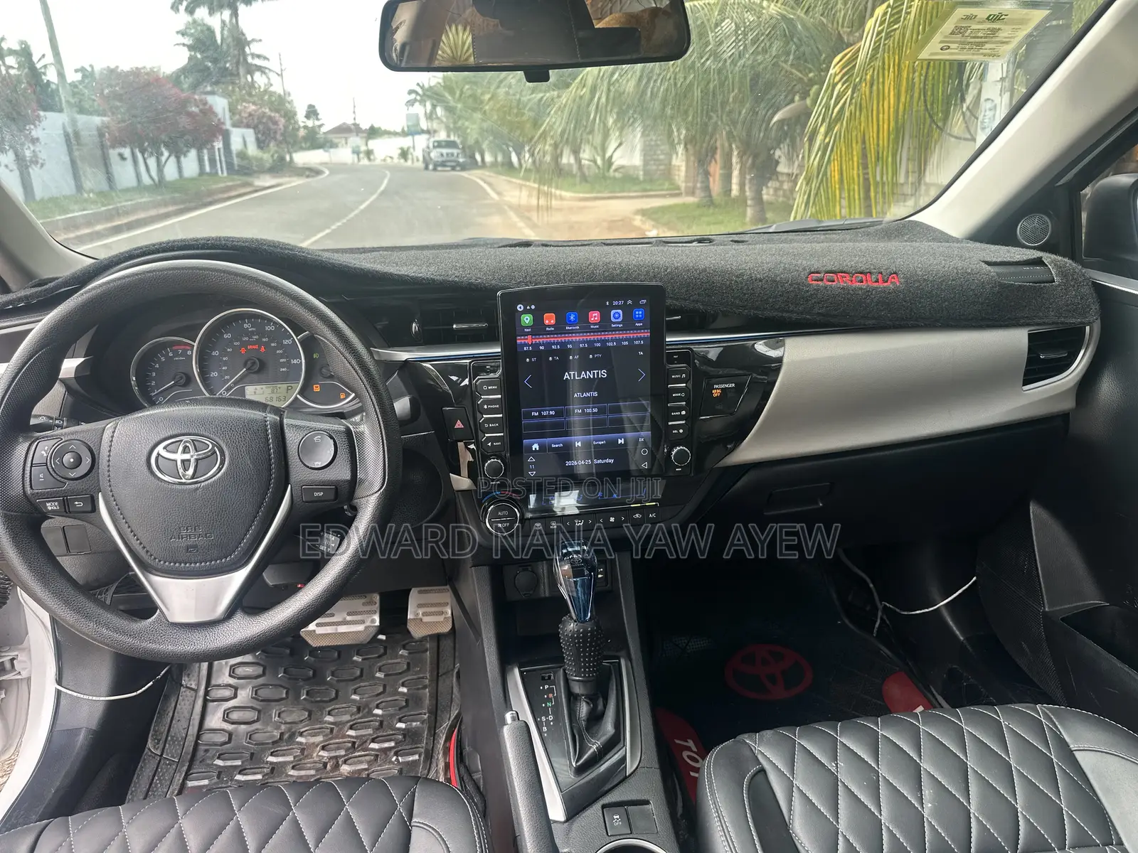 Toyota Corolla LE 4dr Sedan (1.8L 4cyl CVT) 2015 White