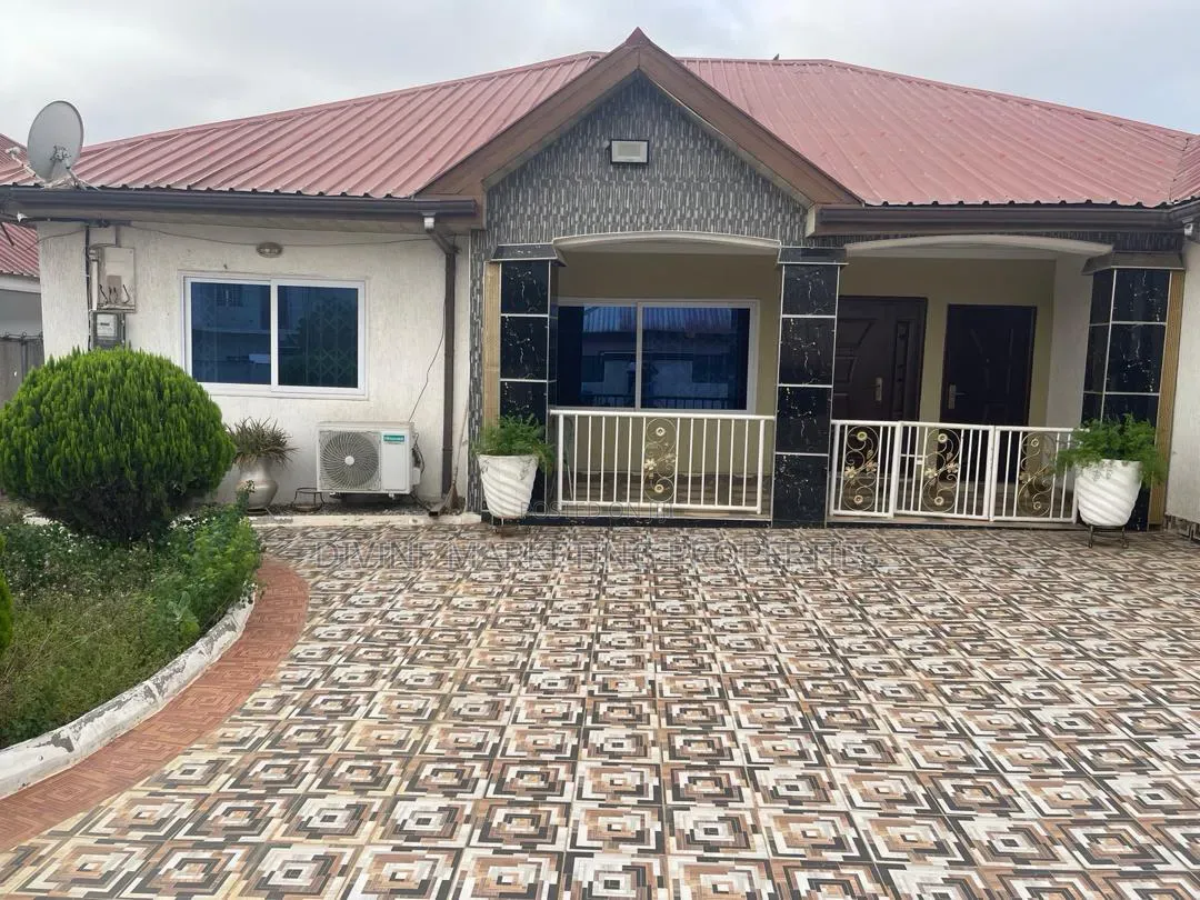 4bdrm House in Acp Franco Estates, Pokuase for sale