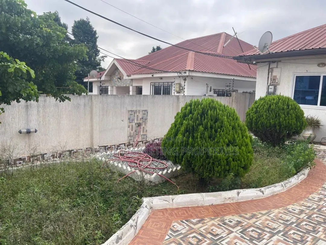 4bdrm House in Acp Franco Estates, Pokuase for sale