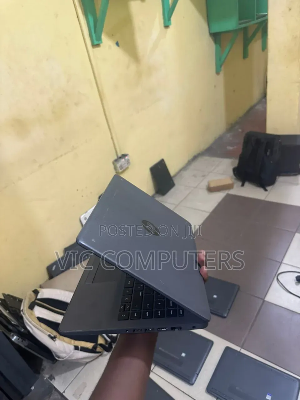 Laptop HP 245 G4 8GB AMD SSD 256GB
