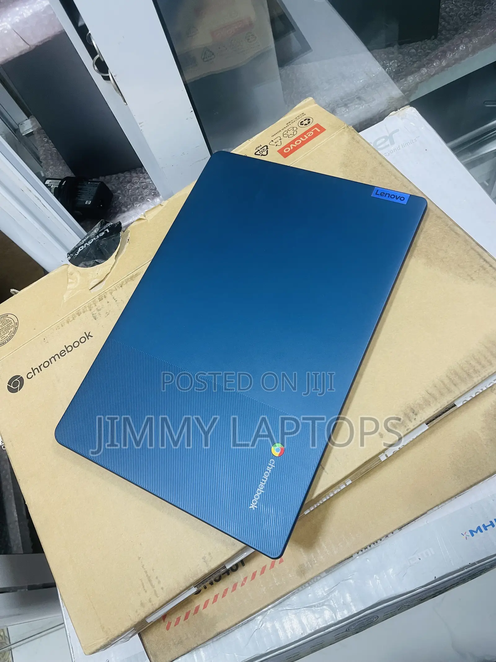 New Laptop Lenovo Chromebook C330 4GB Intel SSD 60GB