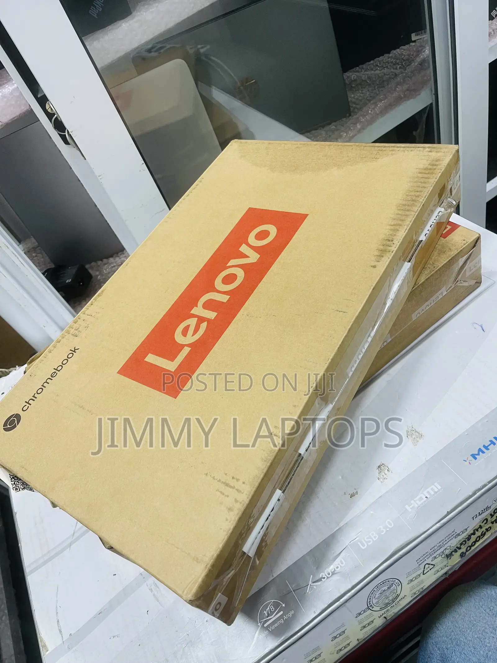 New Laptop Lenovo Chromebook C330 4GB Intel SSD 60GB