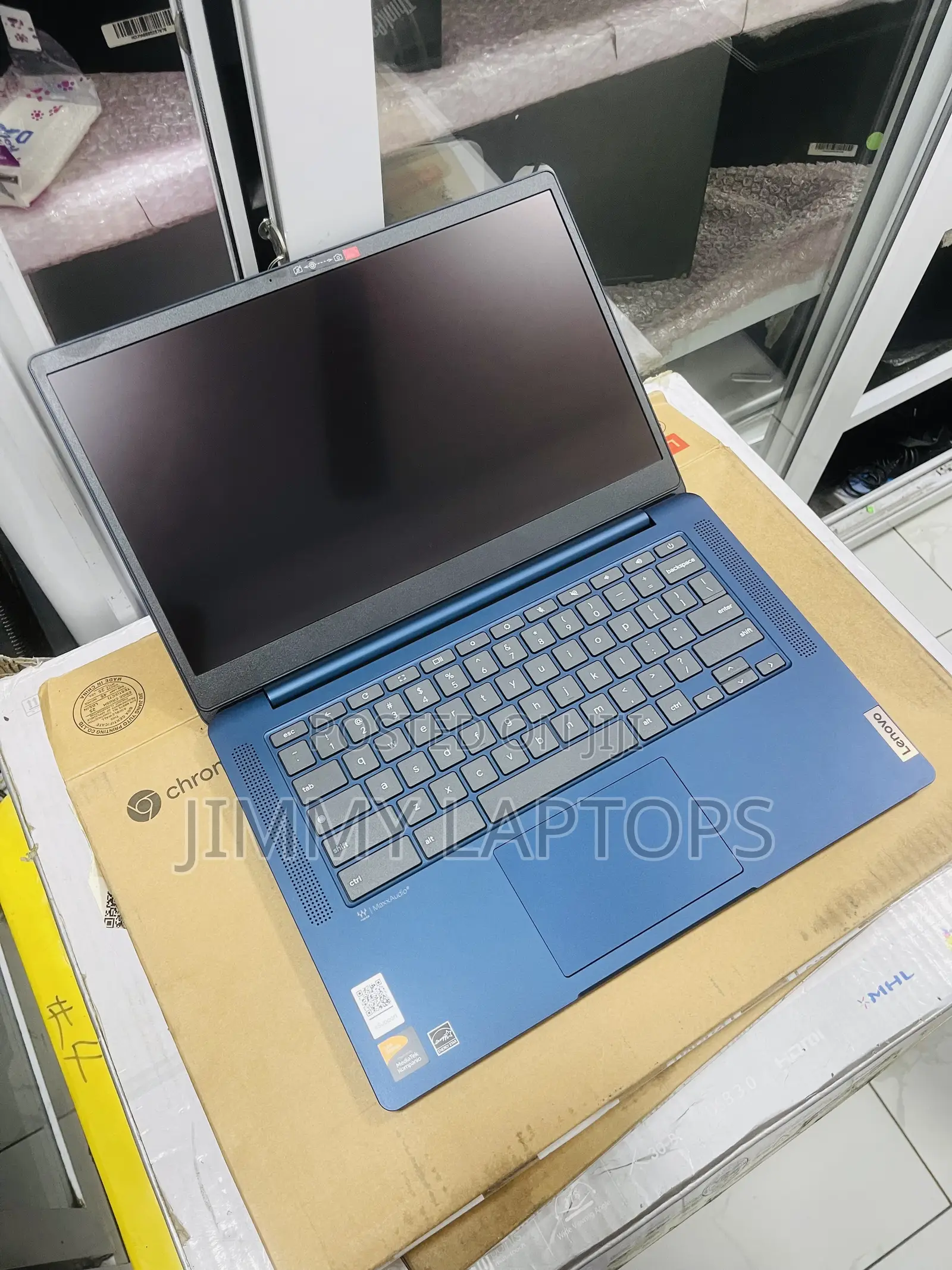 New Laptop Lenovo Chromebook C330 4GB Intel SSD 60GB
