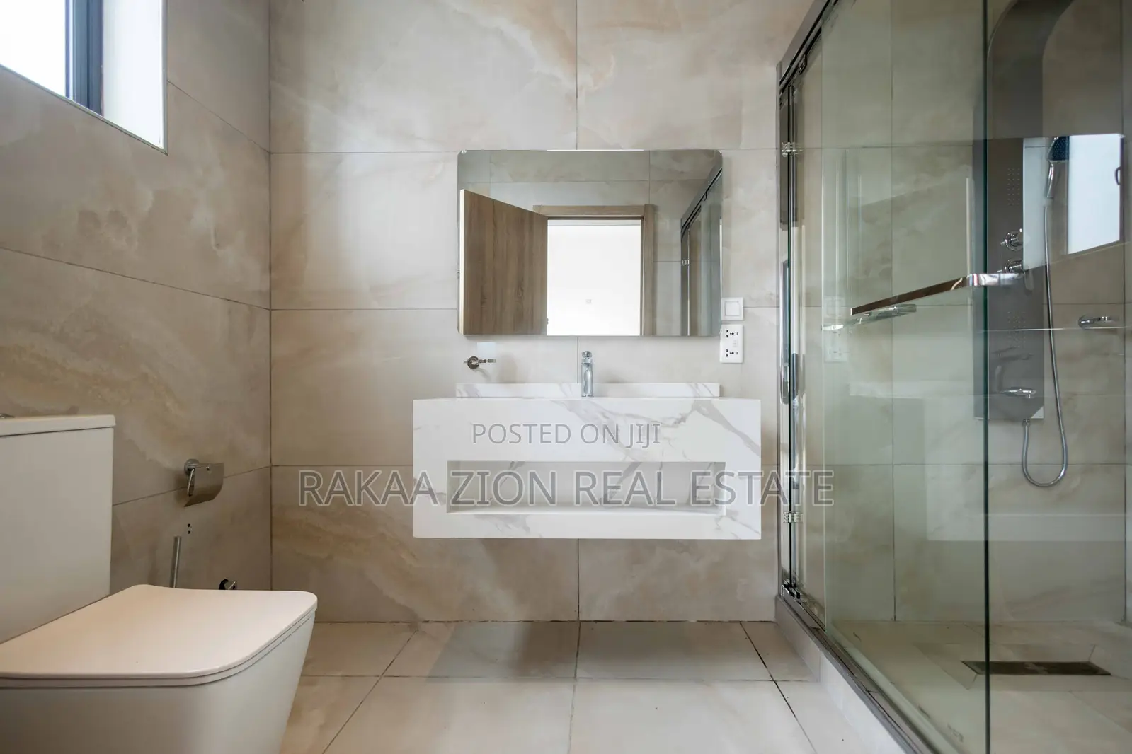5bdrm Townhouse/Terrace in Rakaa Zion, Ability for sale