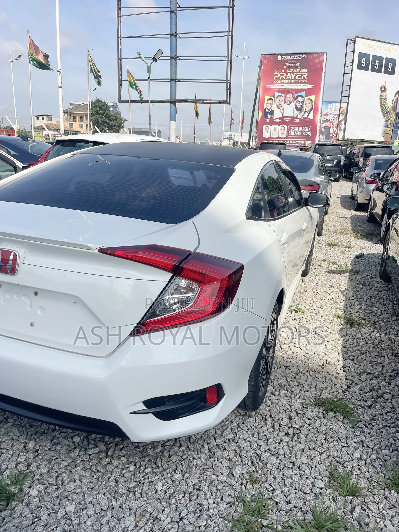 Honda Civic EX-L 4dr Sedan (1.5L 4cyl) 2017 White