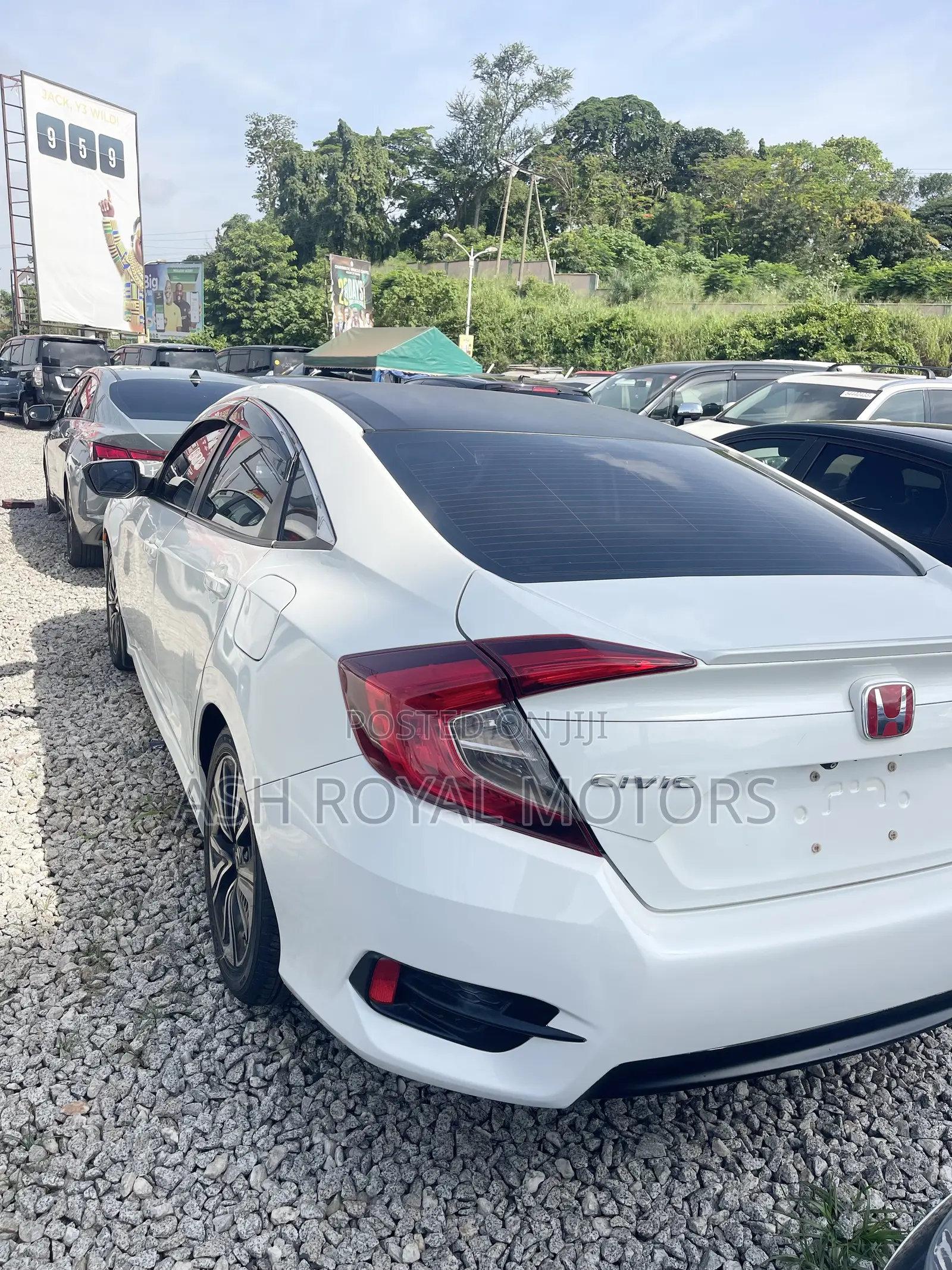 Honda Civic EX-L 4dr Sedan (1.5L 4cyl) 2017 White