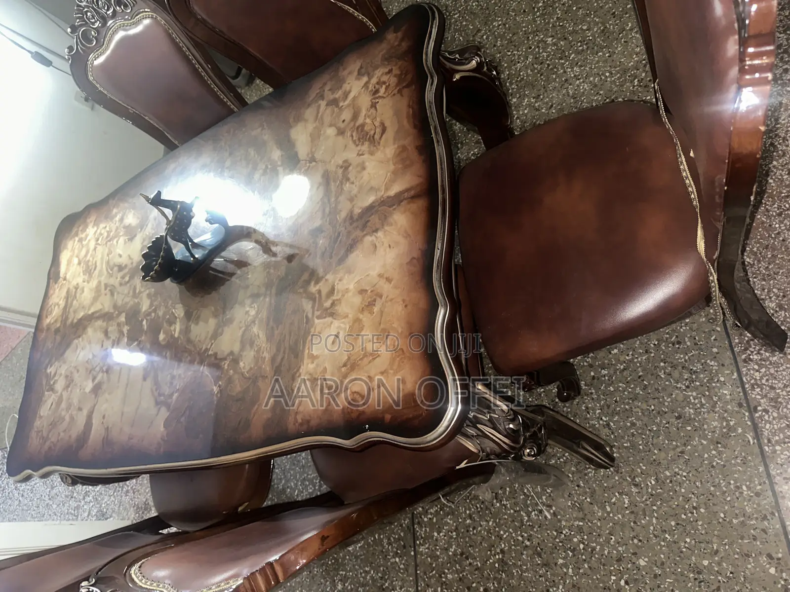 Beautiful Dinning Set for Sale .