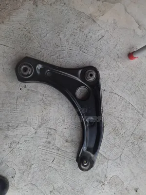 Control Arm/Lower Arm Almera Versa 2014-2015