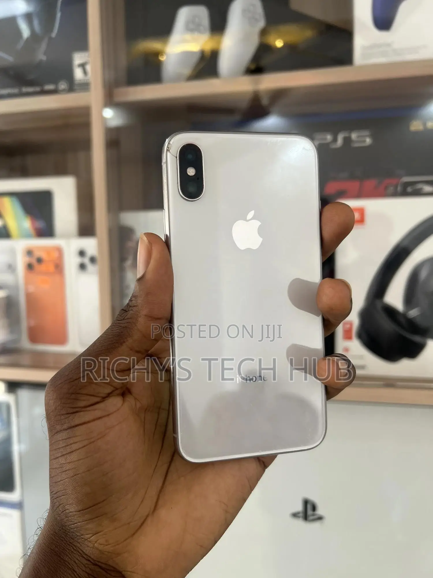 Apple iPhone X 64 GB White